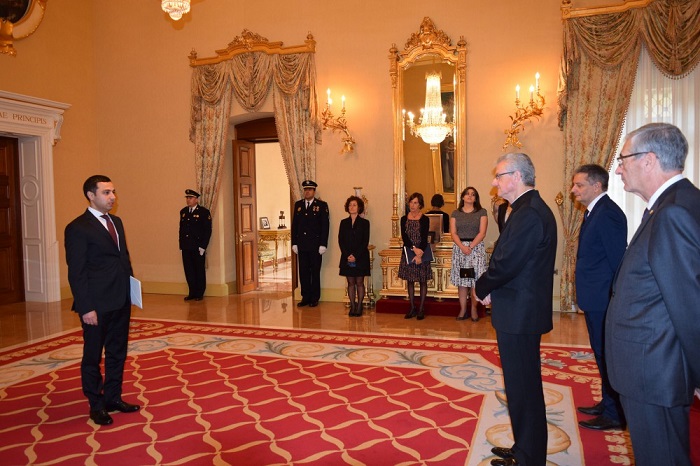 Azerbaijani Ambassador to Spain presents credentials to Co-Prince of Andorra 
